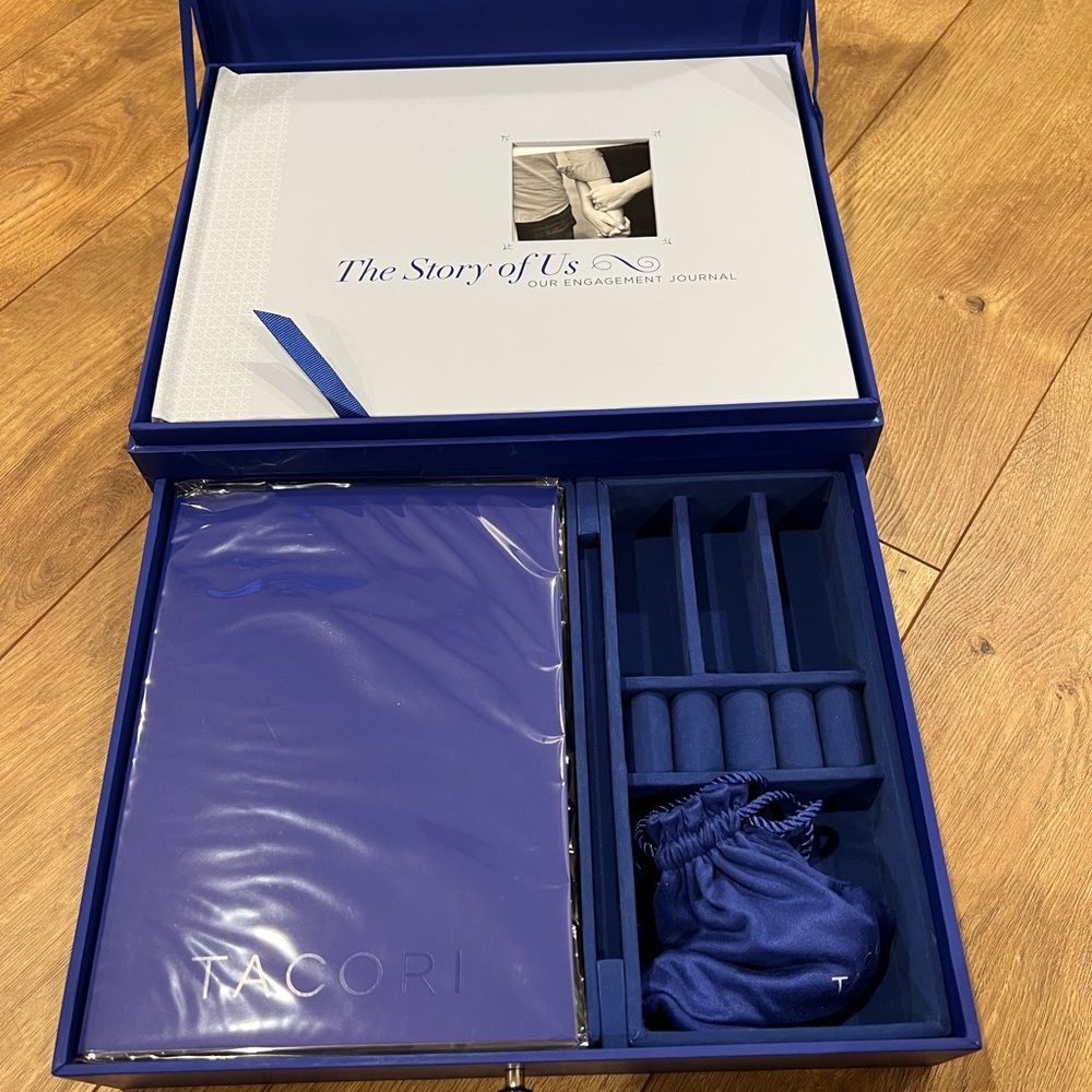 Exclusive TACORI Engagement Keepsake Box!